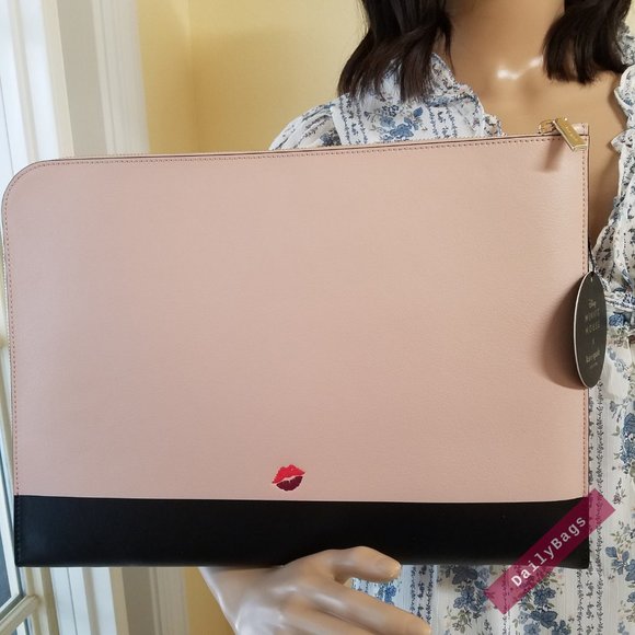 kate spade Bags Kate Spade Lzip Minnie Mouse Laptop Case Beige